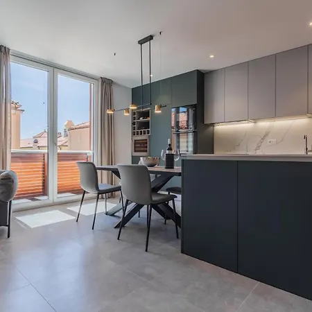 Petit Palace Appartamento Zara