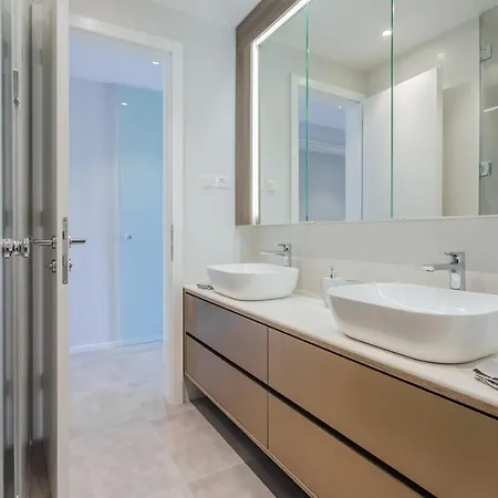 Petit Palace ザダル