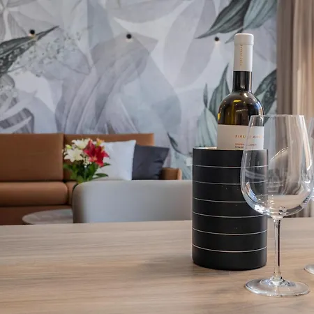 Apartamento Petit Palace