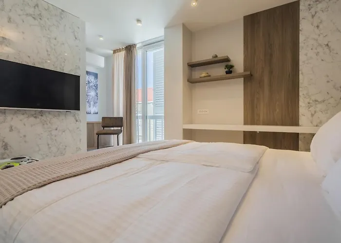 아파트 Petit Palace 자다르